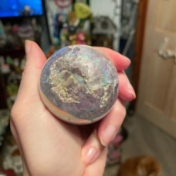 Aura sphere with druzy and pretty agate banding - Picture 11 of 15